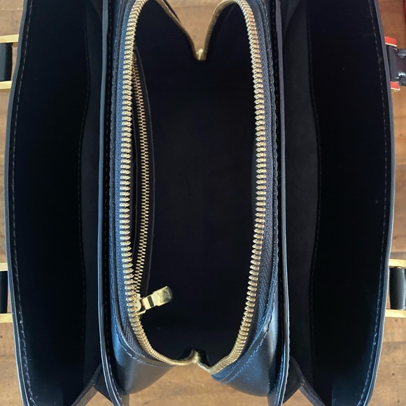 Louis Vuitton Epi Pont Neuf Handle Bag - Picture 13 of 14